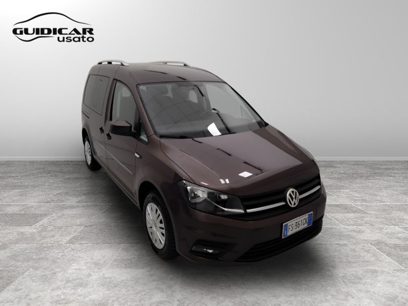 GuidiCar - VOLKSWAGEN Caddy 2018 Caddy 2.0 tdi 102cv comfortline E6 Usato