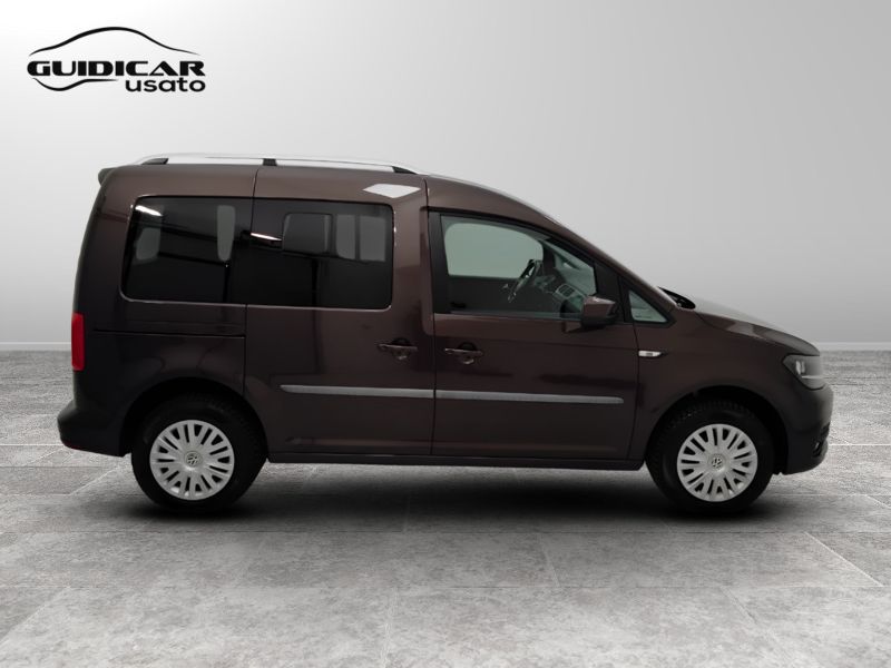GuidiCar - VOLKSWAGEN Caddy 2018 Caddy 2.0 tdi 102cv comfortline E6 Usato