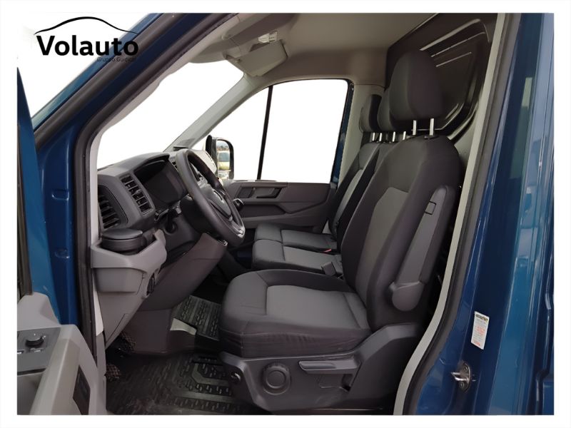 GuidiCar - VOLKSWAGEN Crafter 2019 crafter 30 2.0 tdi 140cv L3H3 Business Usato