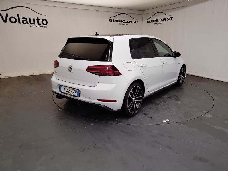 GuidiCar - VOLKSWAGEN Golf VII 2017 5p 2017 Golf 5p 2.0 tdi Gtd 184cv dsg Usato