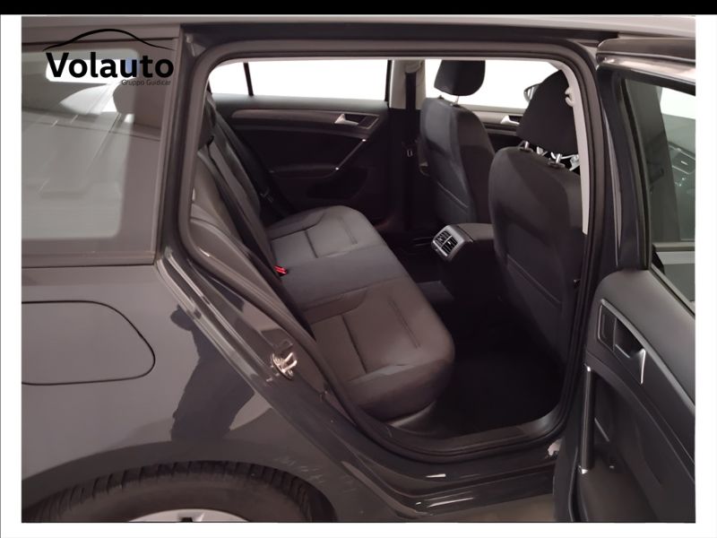 GuidiCar - VOLKSWAGEN Golf 2020 Golf Variant 1.5 tgi Business 130cv dsg Usato