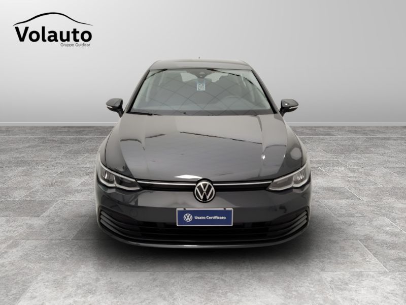 GuidiCar - VOLKSWAGEN Golf VIII 2020 2023 Golf 1.0 etsi evo Life 110cv dsg Usato