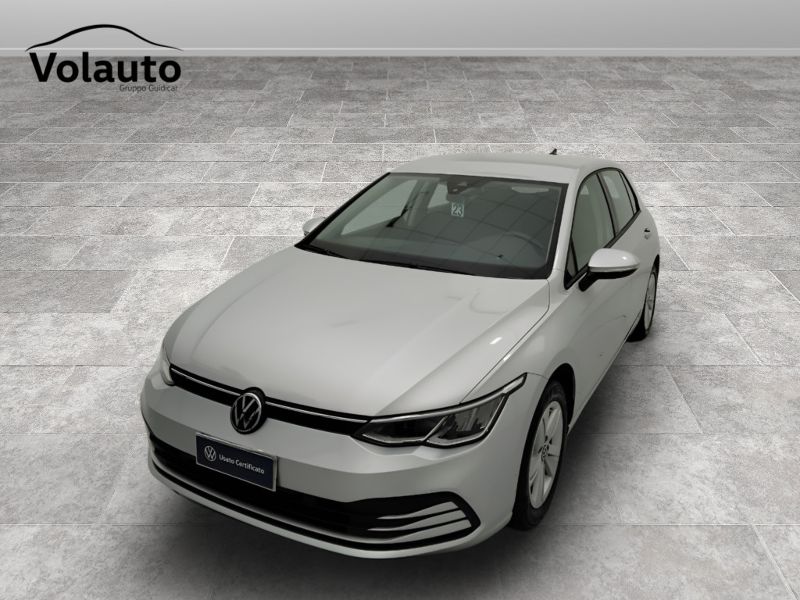 GuidiCar - VOLKSWAGEN Golf 2024 Golf 1.0 etsi evo Life 110cv dsg Usato