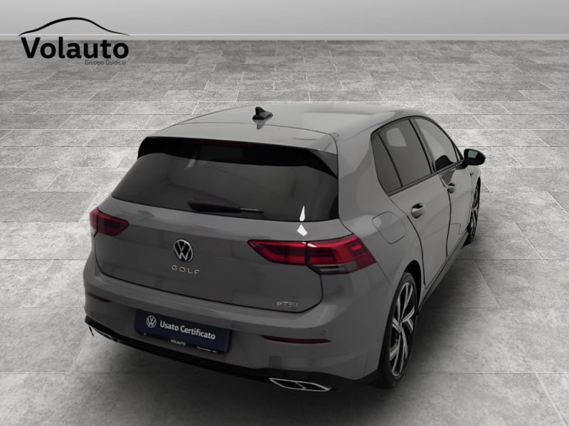 GuidiCar - VOLKSWAGEN Golf 2022 Golf 1.5 etsi evo act R-Line 150cv dsg Usato