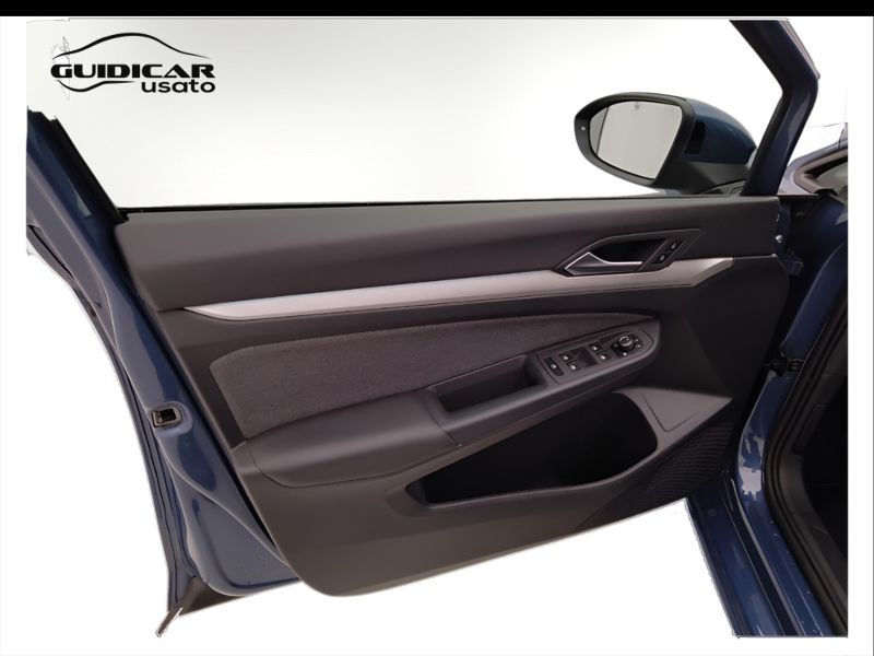 GuidiCar - VOLKSWAGEN Golf 2024 Golf 1.5 etsi Edition Plus 115cv dsg Aziendale