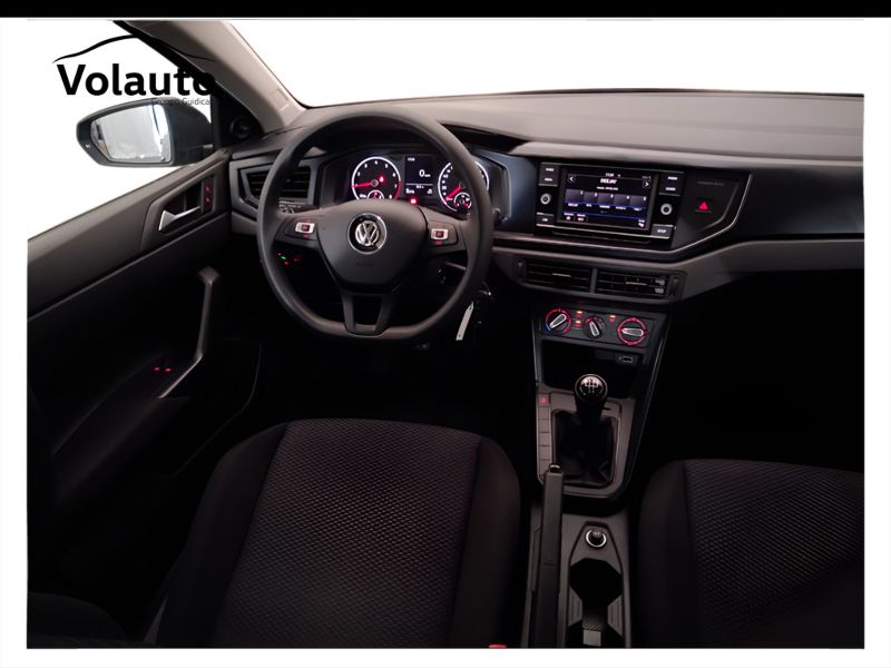 GuidiCar - VOLKSWAGEN Polo 2018 Polo 5p 1.0 mpi Trendline 65cv Usato