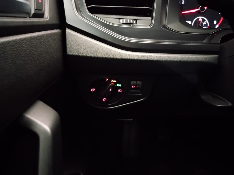 GuidiCar - VOLKSWAGEN Polo 2018 Polo 5p 1.0 mpi Trendline 65cv Usato