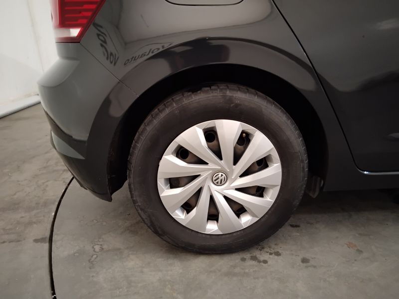 GuidiCar - VOLKSWAGEN Polo 2018 Polo 5p 1.0 mpi Trendline 65cv Usato