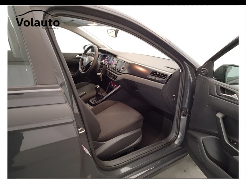 GuidiCar - VOLKSWAGEN Polo 2018 Polo 5p 1.0 mpi Trendline 65cv Usato