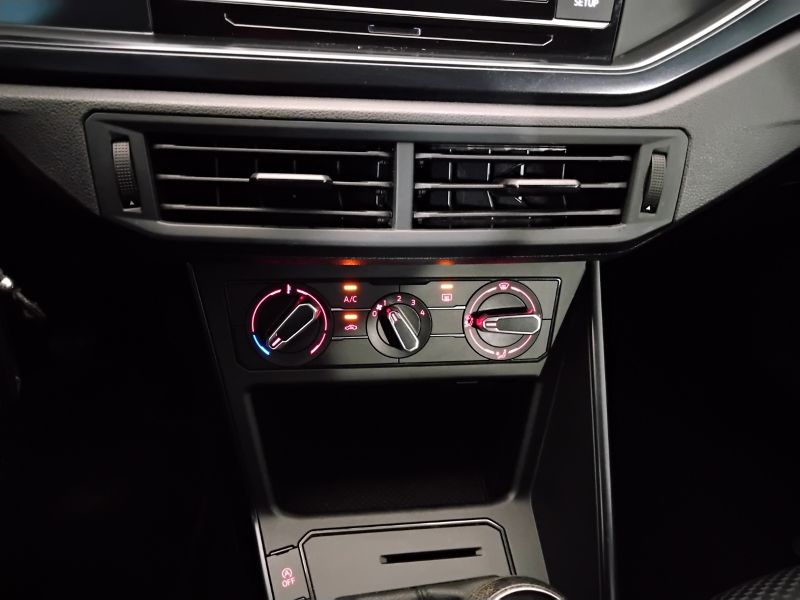 GuidiCar - VOLKSWAGEN Polo 2018 Polo 5p 1.0 mpi Trendline 65cv Usato