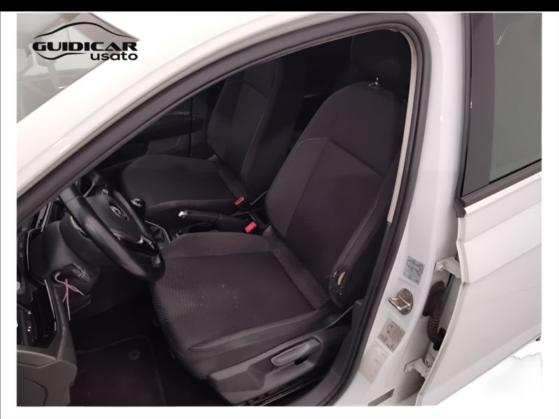 GuidiCar - VOLKSWAGEN Polo 2019 Polo 5p 1.6 tdi Comfortline 80cv Usato