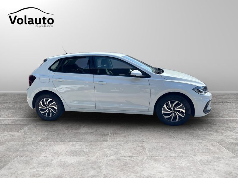 GuidiCar - VOLKSWAGEN Polo 2022 Polo 1.0 tsi Life 95cv Usato