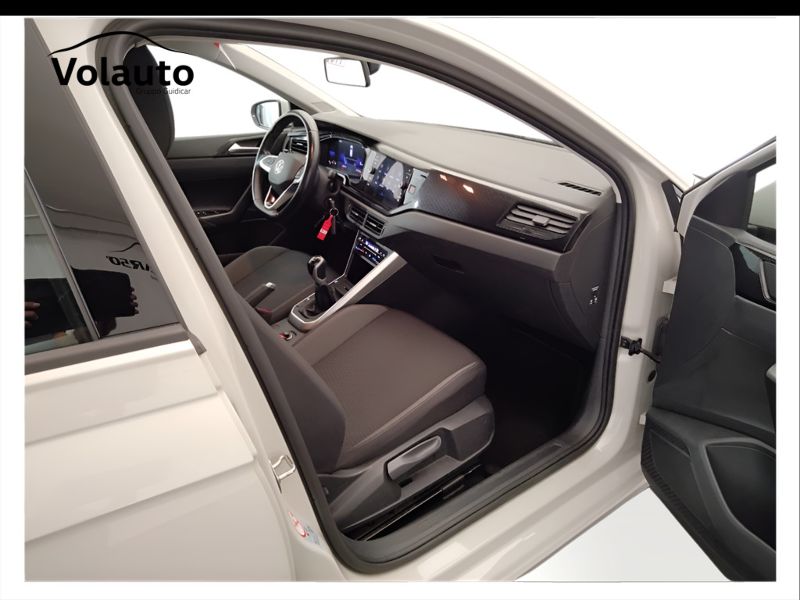 GuidiCar - VOLKSWAGEN Polo 2022 Polo 1.0 tsi Style 95cv Usato