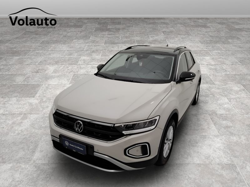 GuidiCar - VOLKSWAGEN T-Roc 2023 T-Roc 1.0 tsi Life Usato