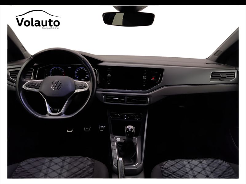GuidiCar - VOLKSWAGEN Taigo 2022 Taigo 1.0 tsi R-Line 110cv Usato
