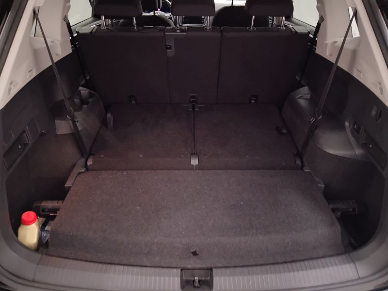 GuidiCar - VOLKSWAGEN Tiguan 2021 Tiguan Allspace 2.0 tdi Advanced R-Line Exterior Pack 150cv 7p.ti dsg Usato