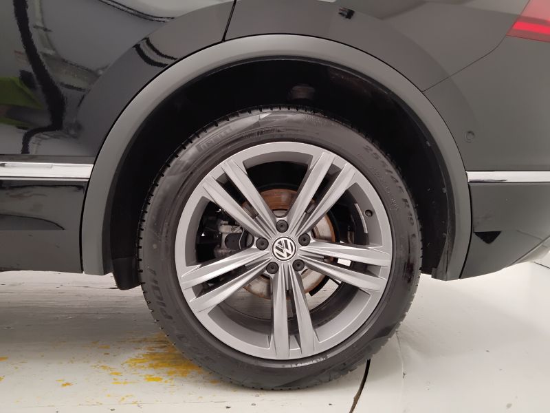 GuidiCar - VOLKSWAGEN Tiguan 2021 Tiguan Allspace 2.0 tdi Advanced R-Line Exterior Pack 150cv 7p.ti dsg Usato