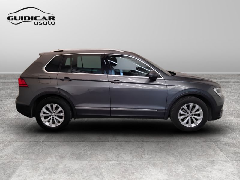 GuidiCar - VOLKSWAGEN Tiguan 2019 Tiguan 1.6 tdi Business 115cv Usato