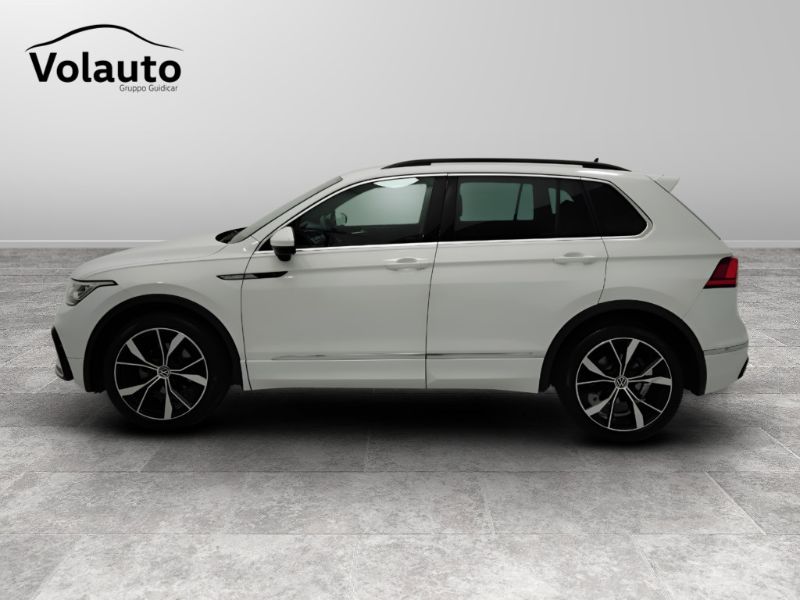 GuidiCar - VOLKSWAGEN Tiguan 2021 Tiguan 1.5 tsi act R-Line 150cv dsg Usato