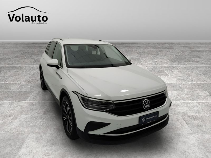 GuidiCar - VOLKSWAGEN Tiguan 2022 Tiguan 2.0 tdi scr Life 150cv dsg Usato