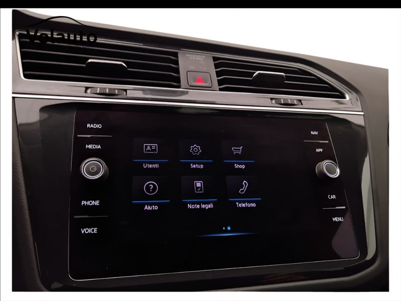 GuidiCar - VOLKSWAGEN Tiguan 2022 Tiguan 2.0 tdi scr Life 150cv dsg Usato
