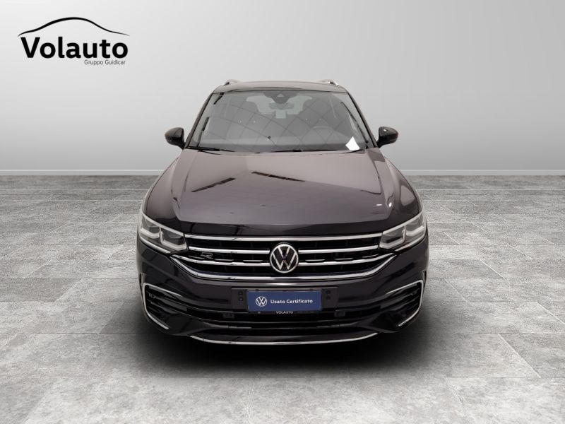 GuidiCar - VOLKSWAGEN Tiguan 2020 Tiguan 2.0 tdi scr R-Line 4motion 150cv dsg Usato