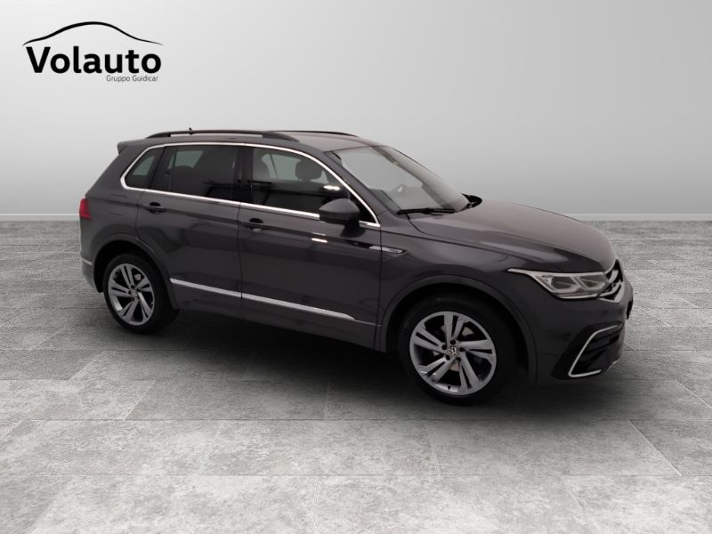 GuidiCar - VOLKSWAGEN Tiguan II 2021 2021 Tiguan 2.0 tdi scr R-Line 4motion 150cv dsg Usato