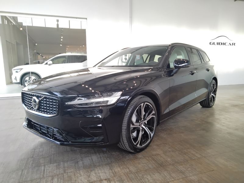 GuidiCar - VOLVO V60 1 V60 PLUS DARK B4 AUT Nuovo