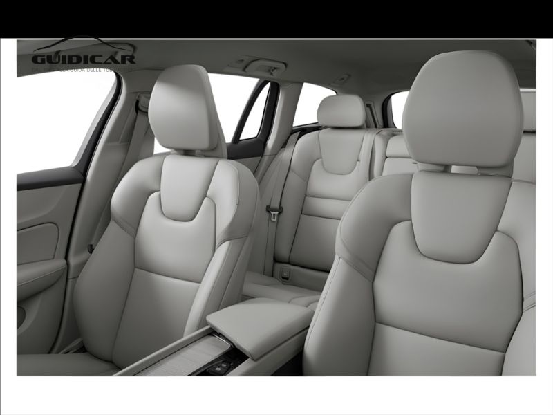 GuidiCar - VOLVO V60 1 V60 PLUS DARK B4 AUT Nuovo
