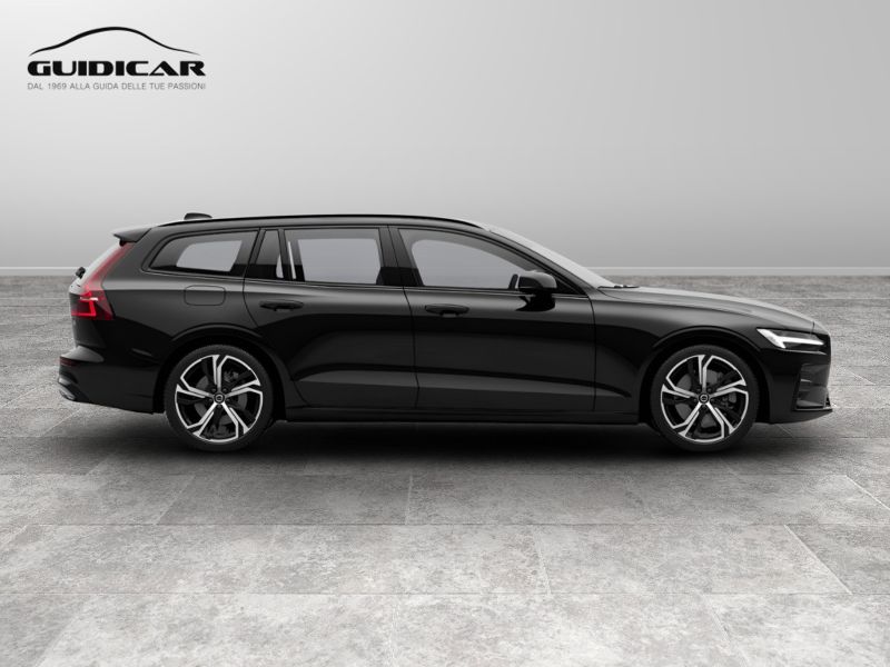 GuidiCar - VOLVO V60 1 V60 PLUS DARK B4 AUT Nuovo