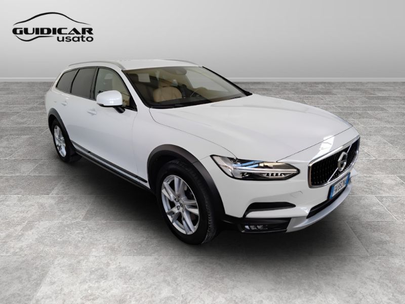 GuidiCar - VOLVO V90 2016 Cross Country 2019 V90 Cross Country 2.0 d4 awd geartronic my19 Usato