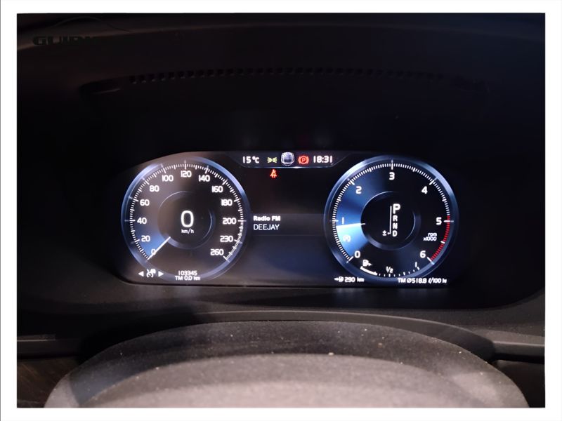 GuidiCar - VOLVO V90 2020 V90 Cross Country 2.0 d4 Pro awd geartronic my20 Usato