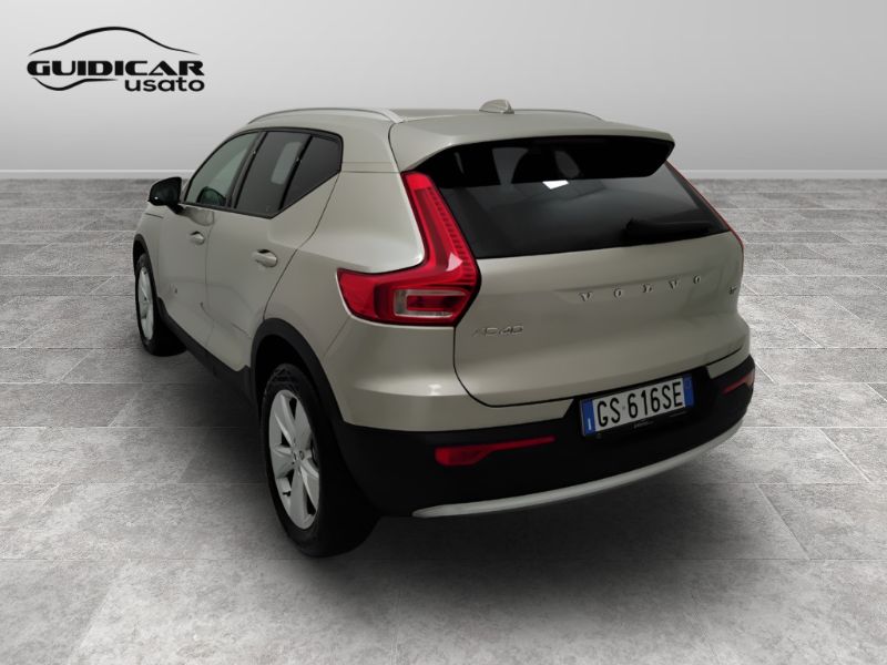 GuidiCar - VOLVO XC40 2024 XC40 1.5 t2 Core auto Usato