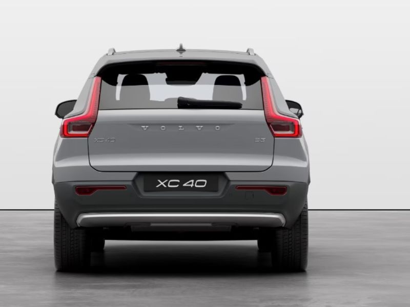 GuidiCar - VOLVO XC40 1 XC40 2.0 b3 Core auto Nuovo