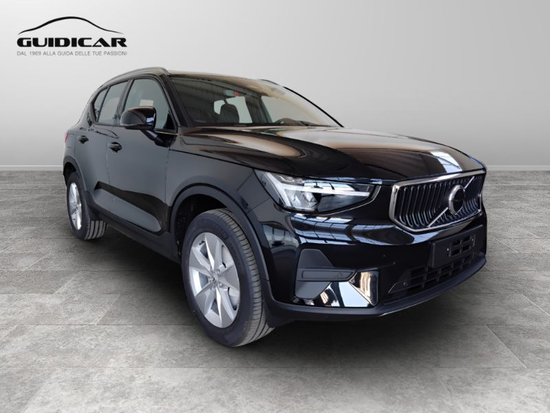 GuidiCar - VOLVO XC40 1 XC40 2.0 b3 Core auto Nuovo