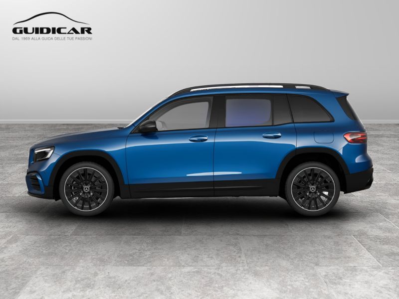 GuidiCar - VOLVO XC40 1 XC40 2.0 b3 Core auto Nuovo