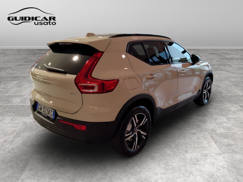 GuidiCar - VOLVO XC40 2024 XC40 2.0 b3 Plus Black Edition auto Aziendale