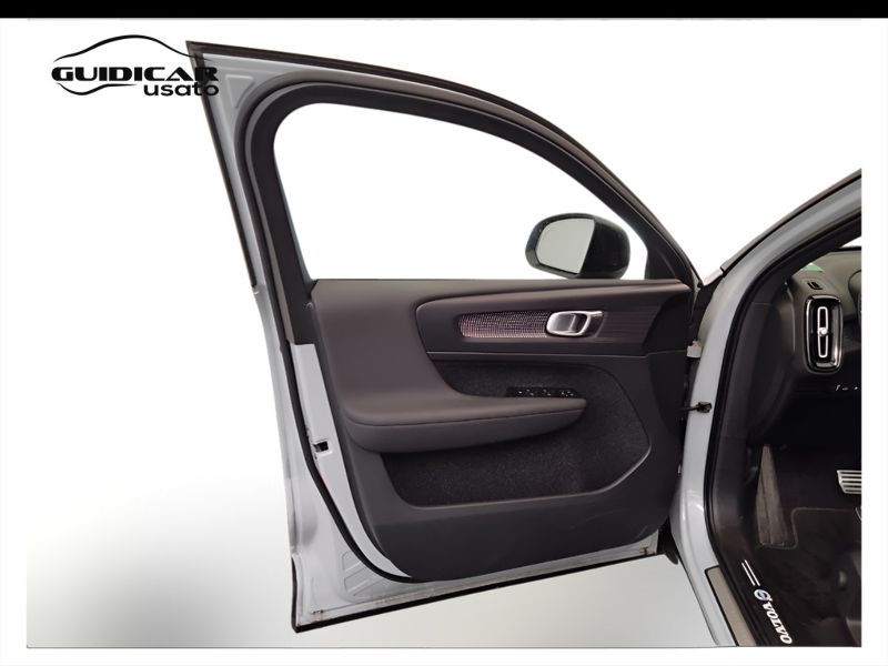 GuidiCar - VOLVO XC40 2020 XC40 1.5 T5 plug-in-hybrid R-design auto my21 Usato