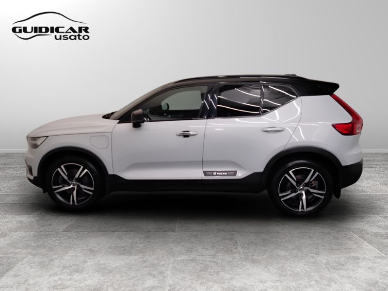 GuidiCar - VOLVO XC40 2020 XC40 1.5 T5 plug-in-hybrid R-design auto my21 Usato