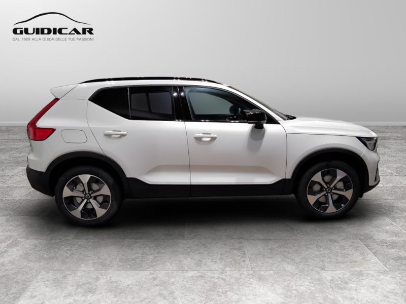 GuidiCar - VOLVO XC40 1 XC40 ULTIMATE DARK B3 AUT Nuovo