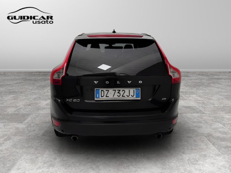 GuidiCar - VOLVO XC60 2009 XC60 2.4 D5 Momentum awd 205cv auto Usato