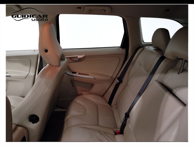 GuidiCar - VOLVO XC60 2009 XC60 2.4 D5 Momentum awd 205cv auto Usato