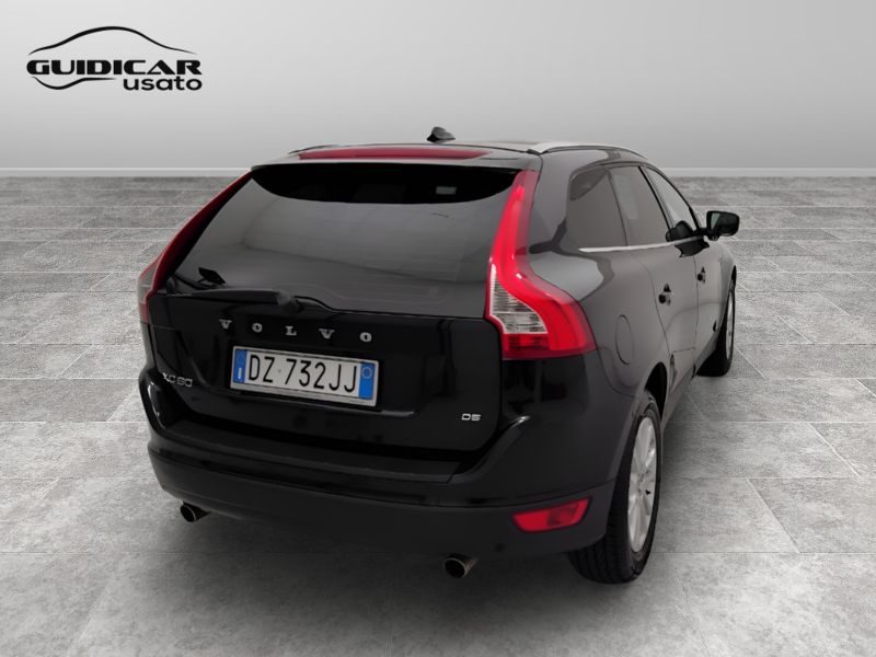 GuidiCar - VOLVO XC60 2009 XC60 2.4 D5 Momentum awd 205cv auto Usato