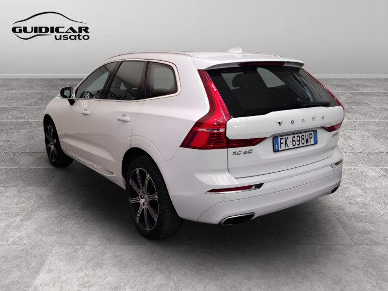 GuidiCar - VOLVO XC60 2017 XC60 2.0 D4 Inscription awd geartronic Usato