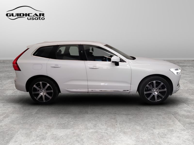 GuidiCar - VOLVO XC60 2017 XC60 2.0 D4 Inscription awd geartronic Usato