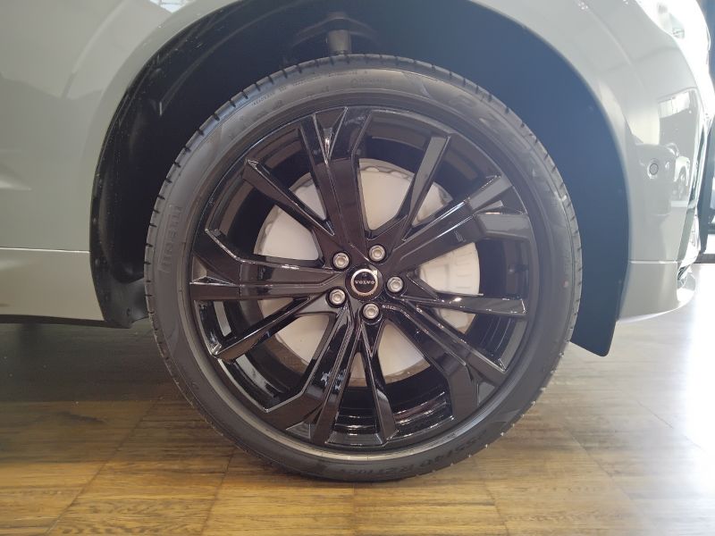 GuidiCar - VOLVO XC60 1 XC60 Ultra Black Edition T6 AWD AUT Nuovo