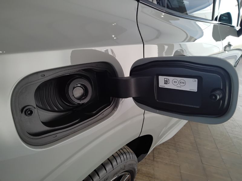 GuidiCar - VOLVO XC60 1 XC60 Ultra Black Edition T6 AWD AUT Nuovo
