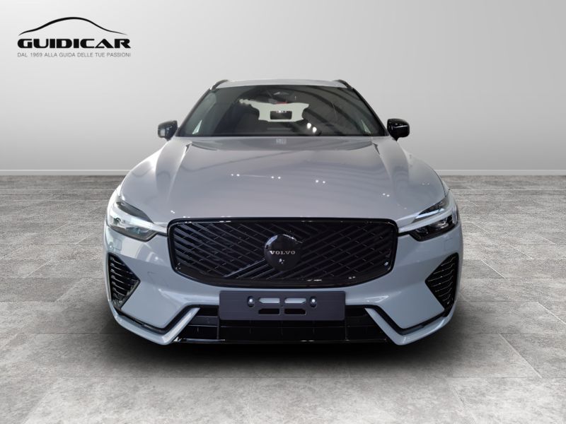 GuidiCar - VOLVO XC60 1 XC60 Ultra Black Edition T6 AWD AUT Nuovo
